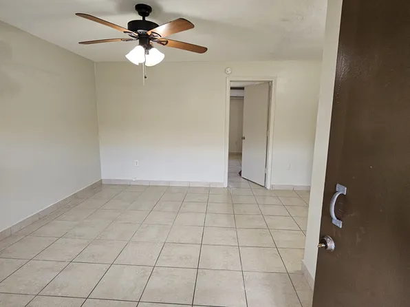 667 W 29th St APT 6, Hialeah, FL 33012