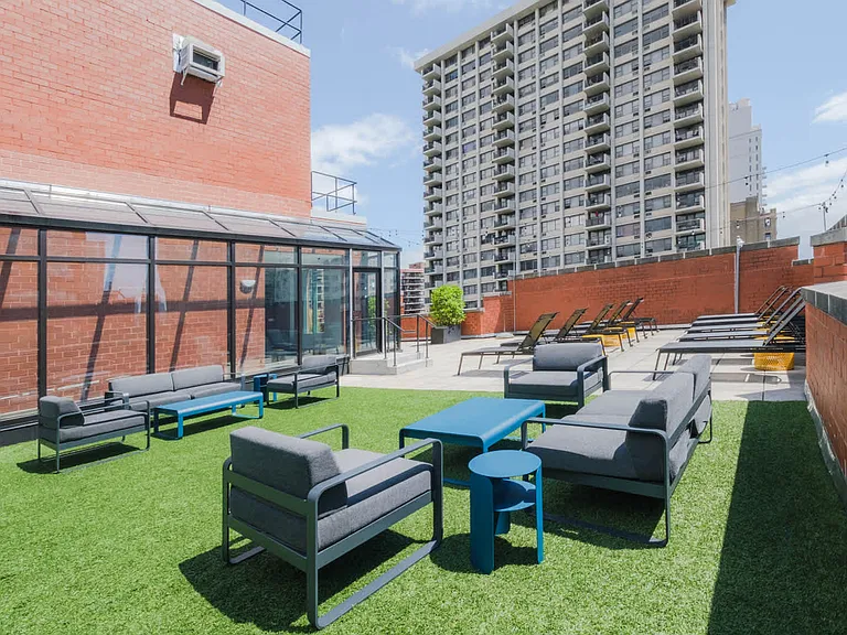 750 Columbus Ave #3A — Photo 41