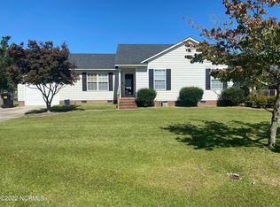 2686 Pine Knoll Dr, Kinston, NC 28504