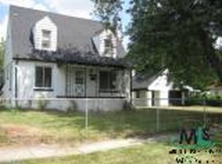 7061 E Cadillac Ave, Warren, MI 48091