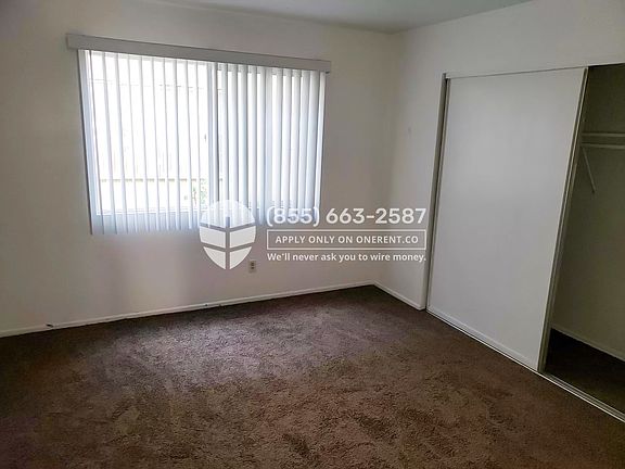 3rd image of 2541 Hayes Dr