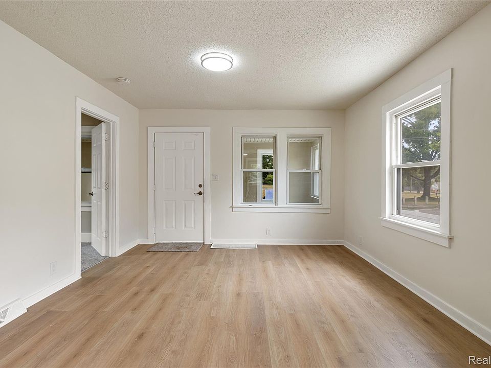 138 Mechanic St, photo 6