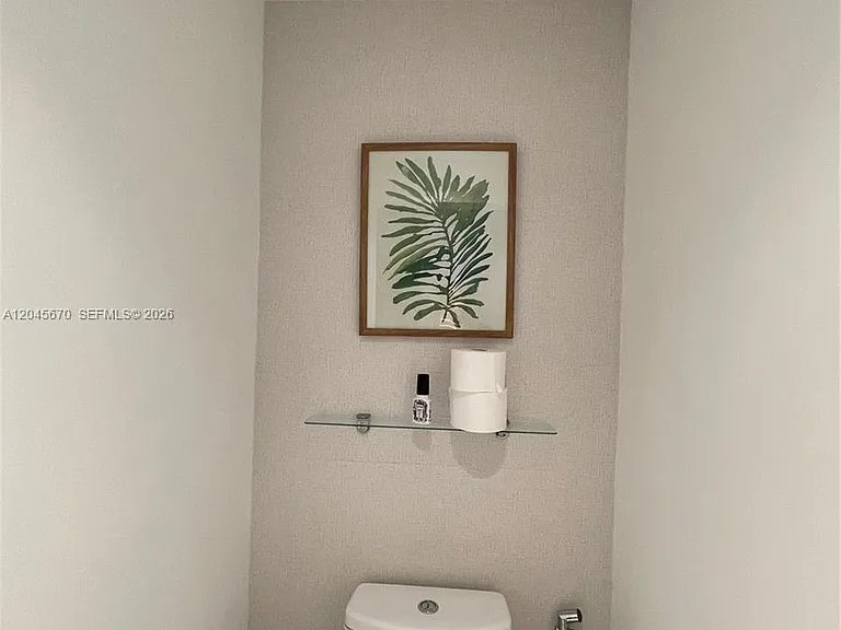 16385 Biscayne Blvd #2601 — Photo 36