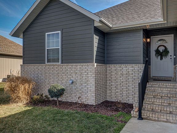 3rd image of 4334 Rome Avenue