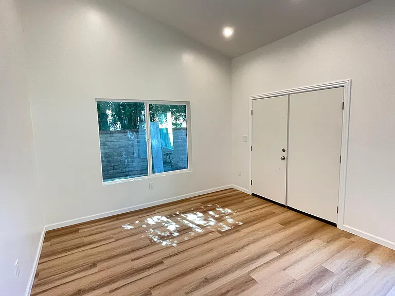 Living room
14' high ceilings
Large window
