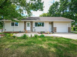 308 4th St NE, Osseo, MN 55369