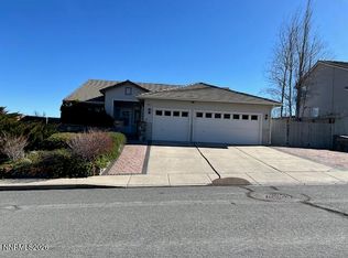 4447 White Fish Dr, Reno, NV 89511