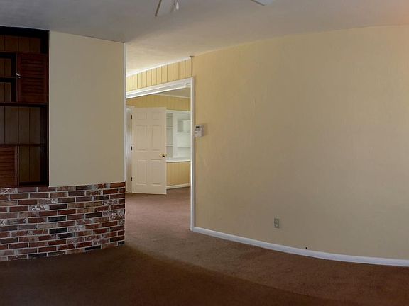 4th image of 2921 Bellwood Ave
