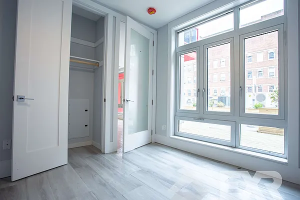 Rented by EXR | media 8