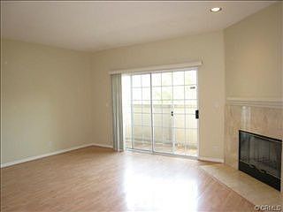 5th image of 5240 Vantage Ave Unit 114