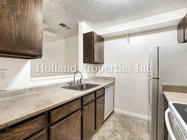 8747 SW Brightfield Cir — Photo 6