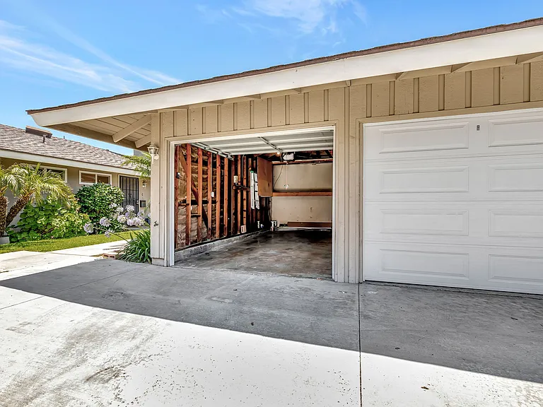 1139 N Shattuck St — Photo 33