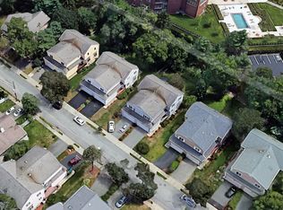 20-22 Tanglewood Rd #20, Newton, MA 02459