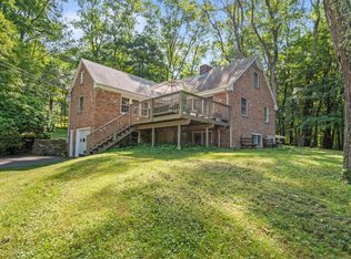 537 Cherry Brook Rd, Canton, CT 06019