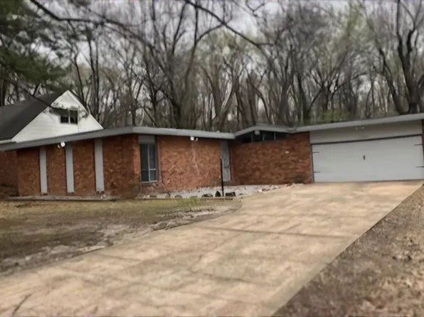 1906 Pennel Rd, Memphis, TN 38116