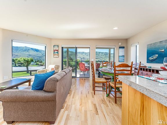 3rd image of 100 Lake Chelan Shores Dr #18-4