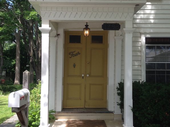 4 N Vernon St