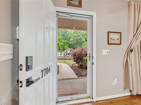 5th image of 7704 Perthshire Dr