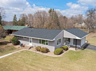 708 5th Ave SW, Cambridge, MN 55008