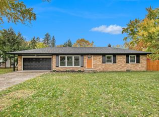 1634 Greenbrier Dr, Elkhart, IN 46514