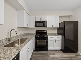 The Winds at Poplar Creek, Schaumburg, IL 60194