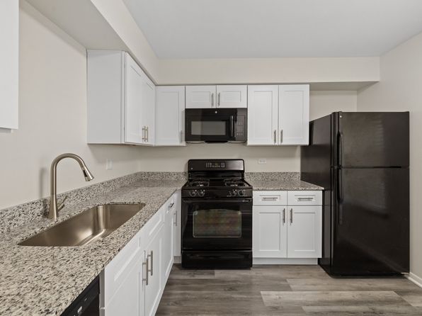 1900 Windsong Dr #N11102