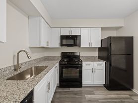 The Winds at Poplar Creek