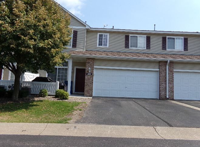 1st image of 391 Frederick Cir