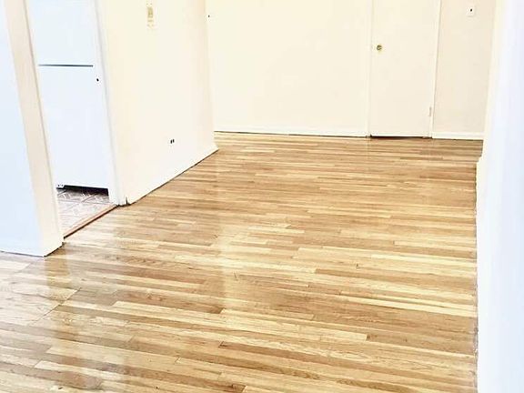 2nd image of 2215 Cruger Ave APT 4B
