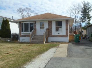1419 N East End Ave, Round Lake Beach, IL