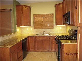 3rd image of 1554 Hornblend St Unit 1