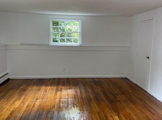 411 Arlington St APT 6, Acton, MA 01720