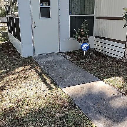 3rd image of 5542 Eugene Dr