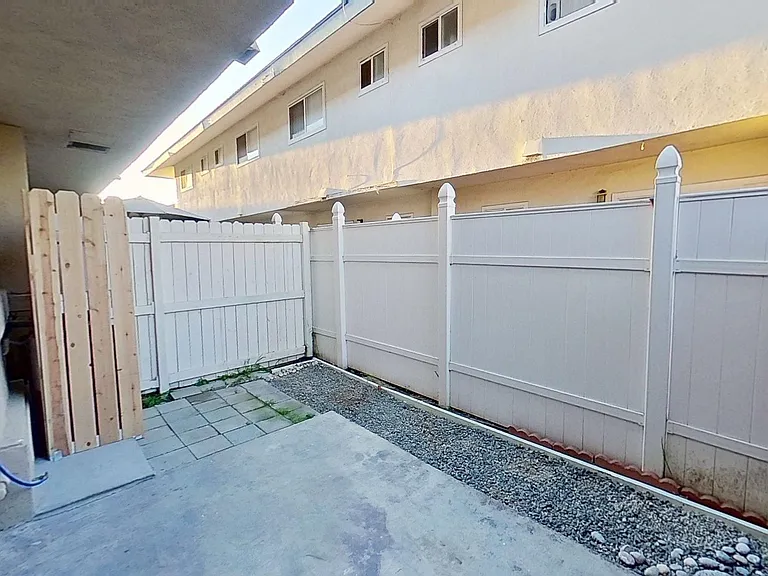 12072 Bailey St — Photo 18