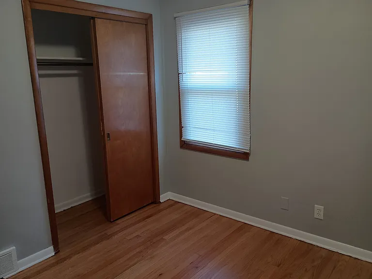 8001 Tapper Ave — Photo 15