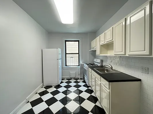 Rented by Corcoran | media 37