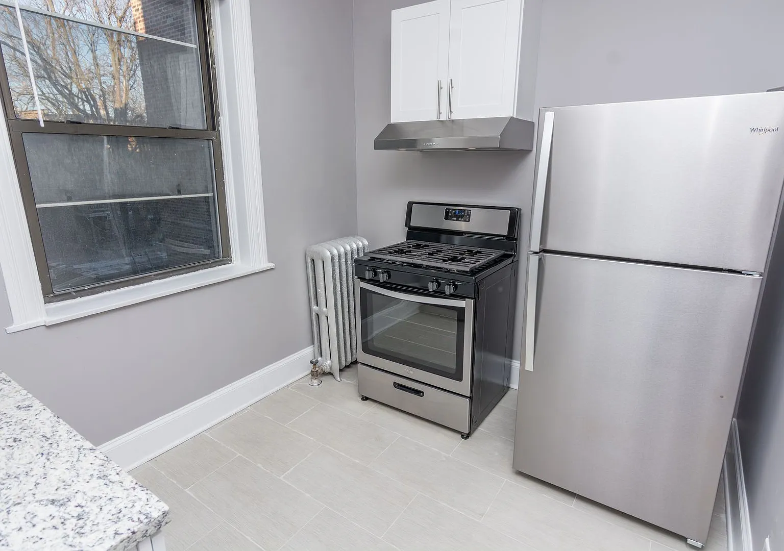7656 S Kingston Ave — Photo 3