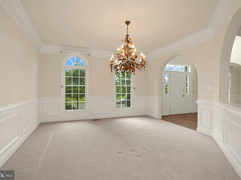 23353 Lennoxville Way — Photo 7