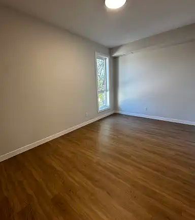 5th image of 90 Des Meurons St #3