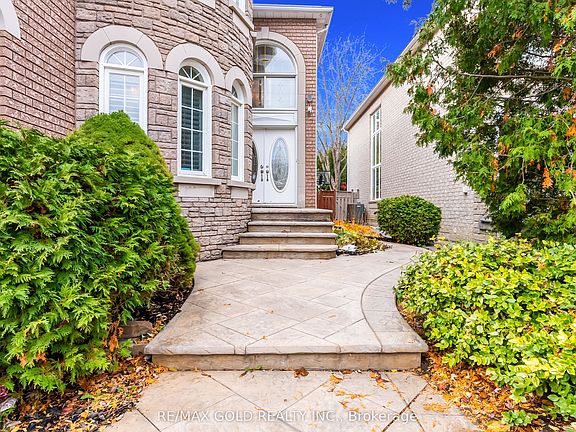 4th image of 343 Bristol Rd E