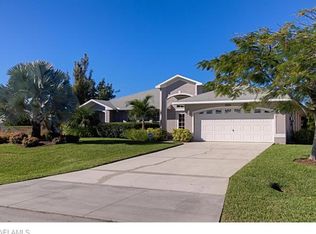 3826 SW 11th Ave, Cape Coral, FL 33914