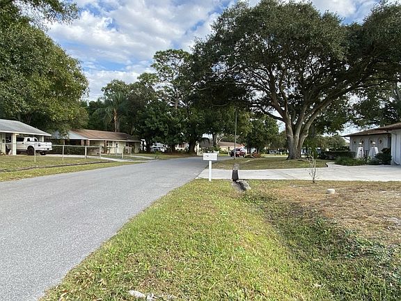 5th image of 2104 W Farwell Dr