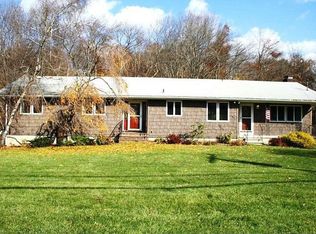 8 Overlook Dr, Brookfield, CT 06804