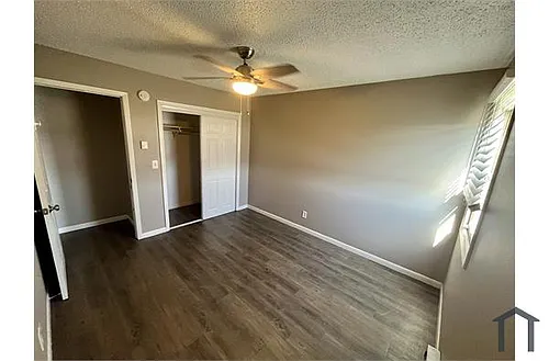 1404 Silver St Photo 1