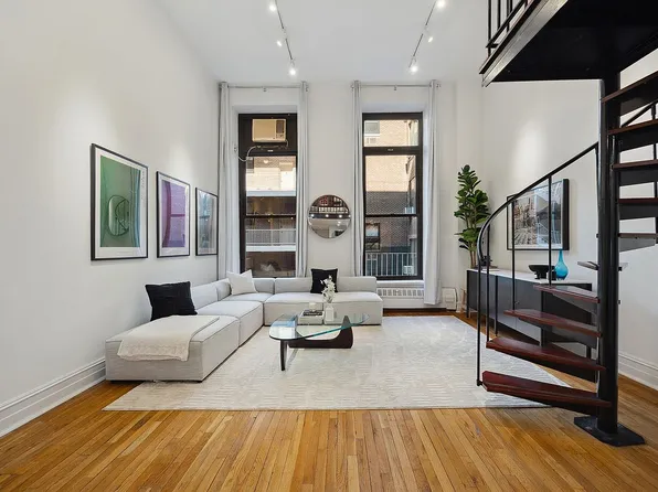 250 Mercer St APT C317, New York, NY 10012