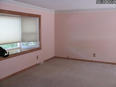 4th image of 4062 Blossom Ct