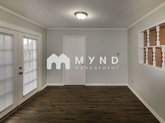3rd image of 2247 Carrolton Dr