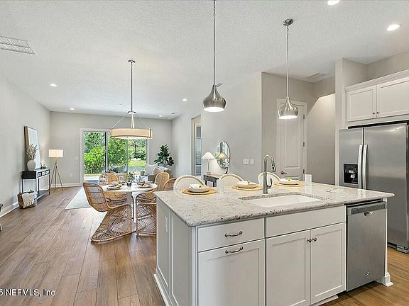 4th image of 143 LIBERTY BELL Road