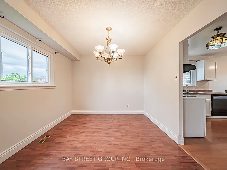 296 Killdeer St W — Photo 31