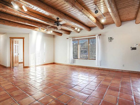 4th image of 608 Camino Del Medio